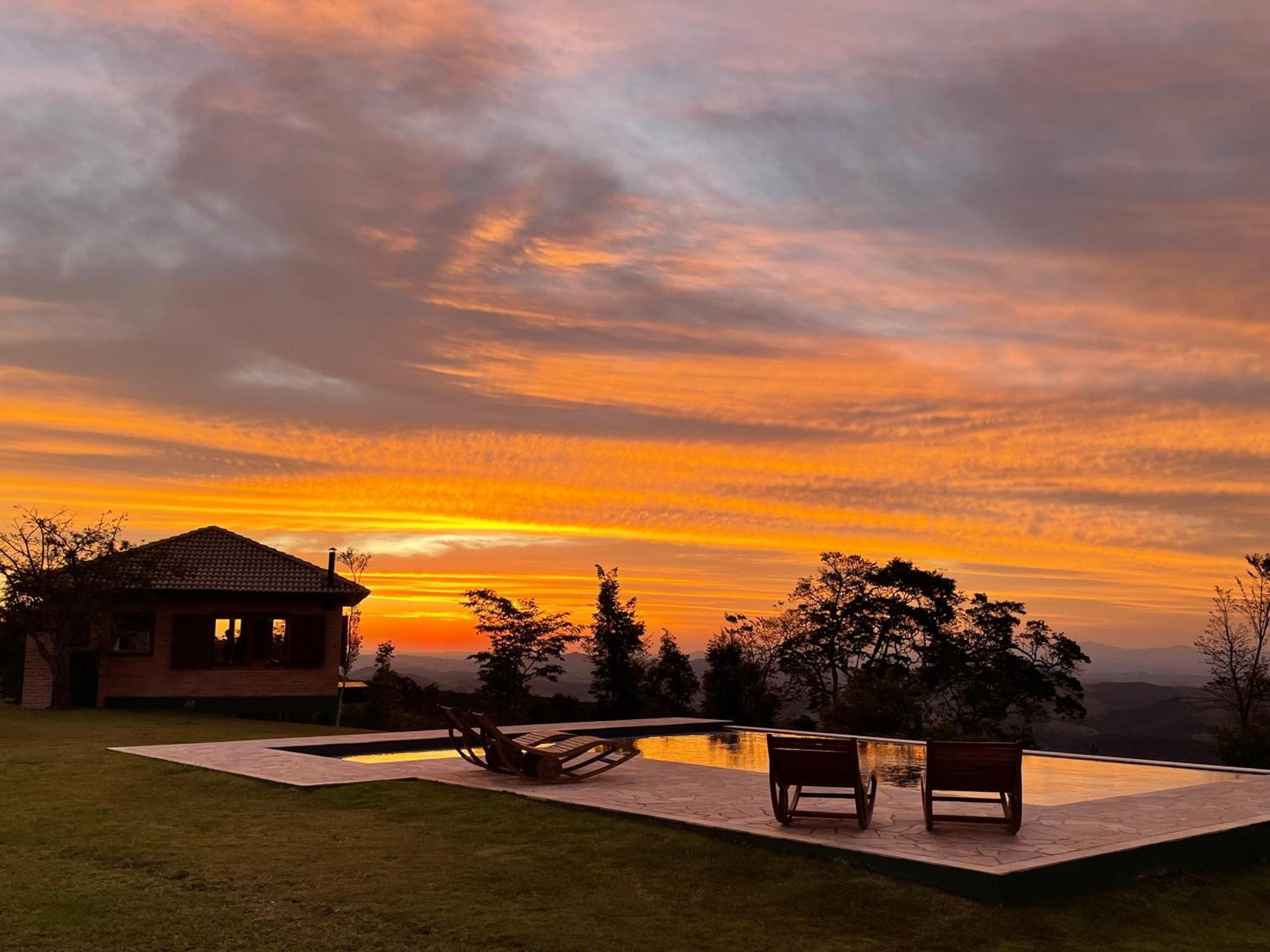 Magnificat Cottage Cunha Ngoại thất bức ảnh