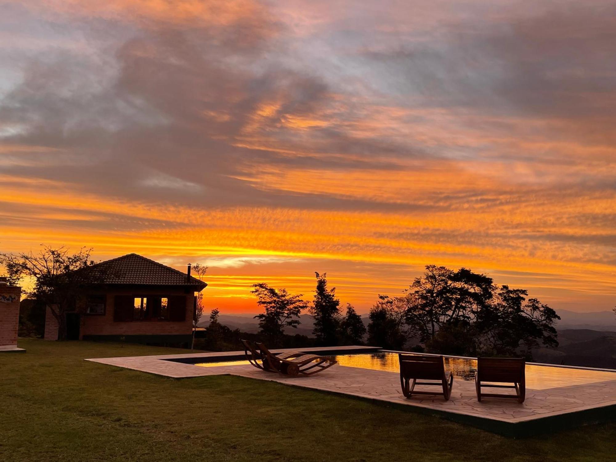Magnificat Cottage Cunha Ngoại thất bức ảnh